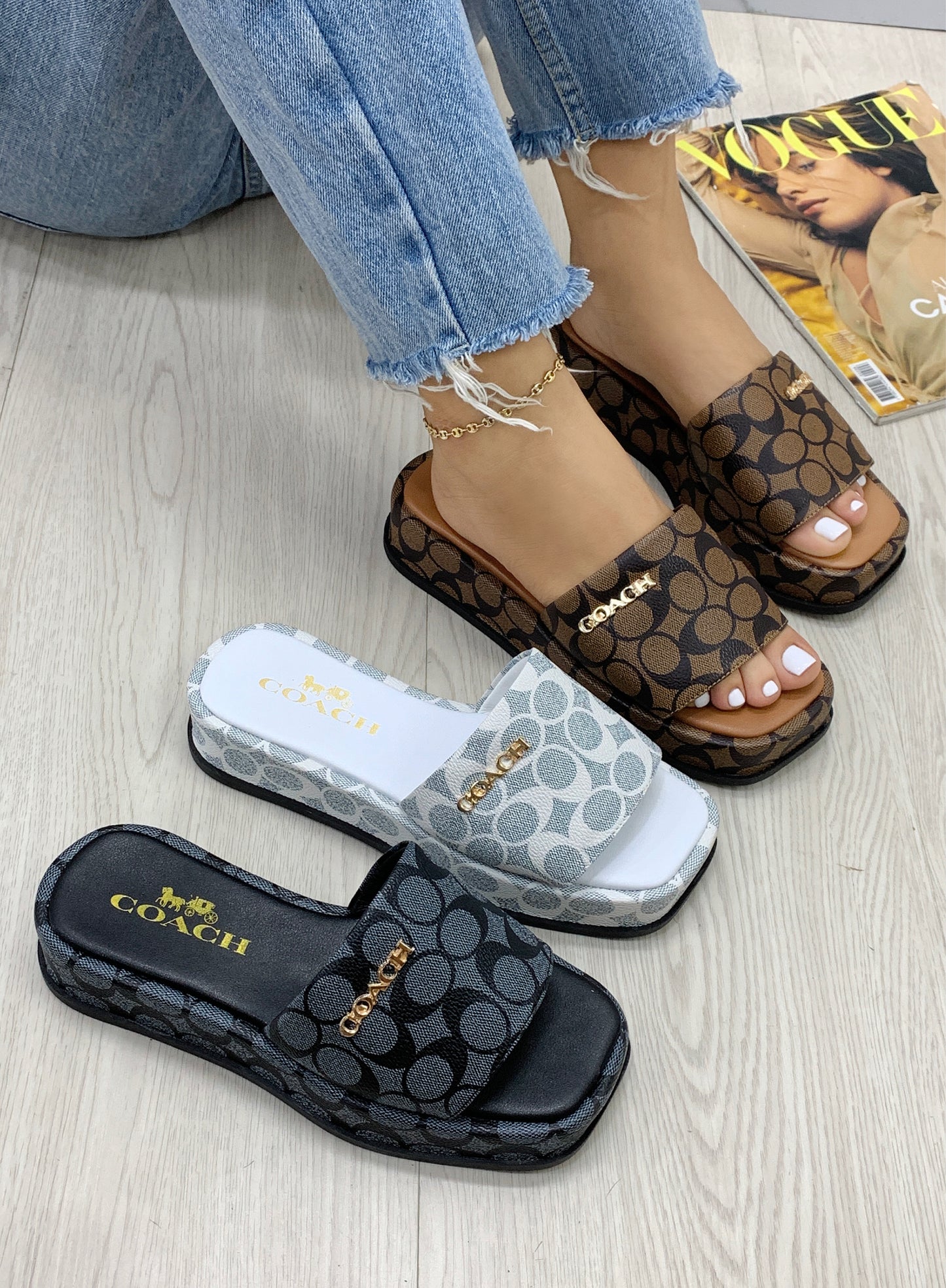 Gray helmet for bikers